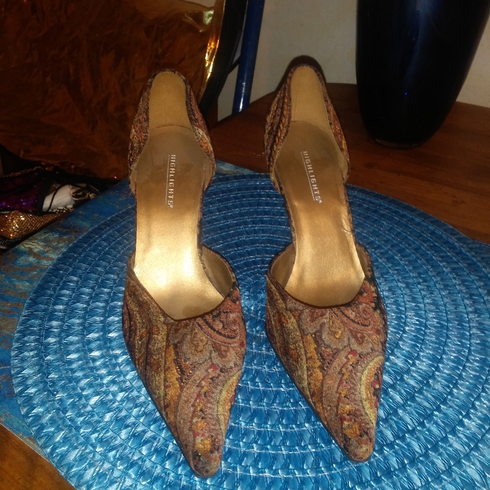 Awesome Pointy Shoes